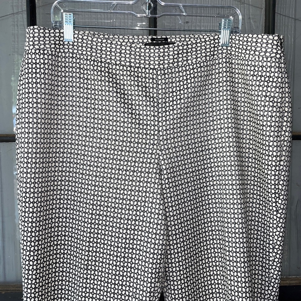 Talbots Chatham style pants, cream & black print, zipper on side, back pockets - Picture 3 of 13